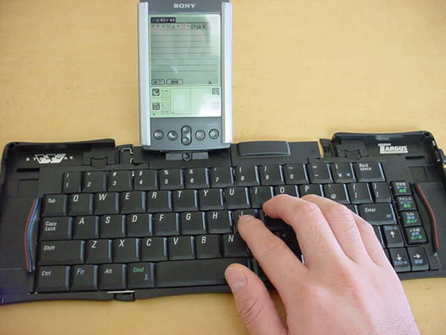 TARGUS　STOWAWAY　折りたたみ　キーボード