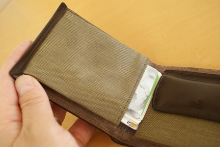ポスタルコ　Pressed Cotton Billfold Fabric ＆ Leather　財布