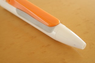 トンボ鉛筆　PFit　ピーフィット　ボールペン