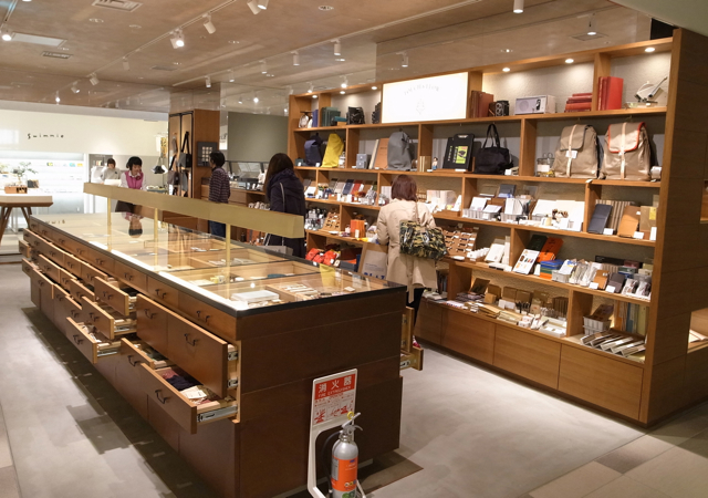 TOUCH & FLOW タッチ＆フロー　東急プラザ銀座店