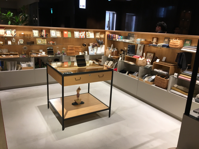 TOUCH & FLOW 日本橋髙島屋S.C.店