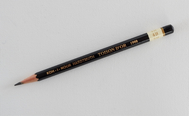 コヒノール1900　4B　鉛筆