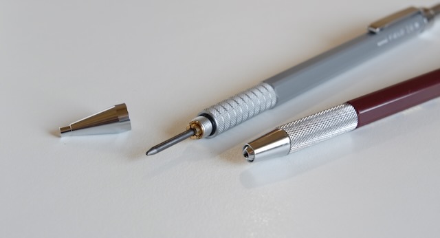 三菱鉛筆 フィールド 2mm芯 ペンシル