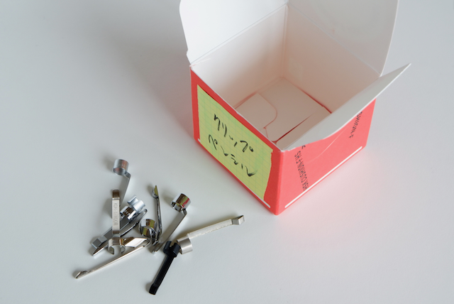 0.9mmシャープペン 2mm芯ホルダー　クリップを外す